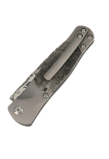 Tesoro Damasteel Button Lock – Munio Meteorite with Lab Diamond Thumb Stud — closed