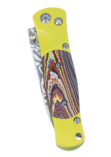 Tesoro Damasteel Button Lock 3½" — Corvette Fordite / Yellow Cerakote, Sapphire Thumb Stud — Closed